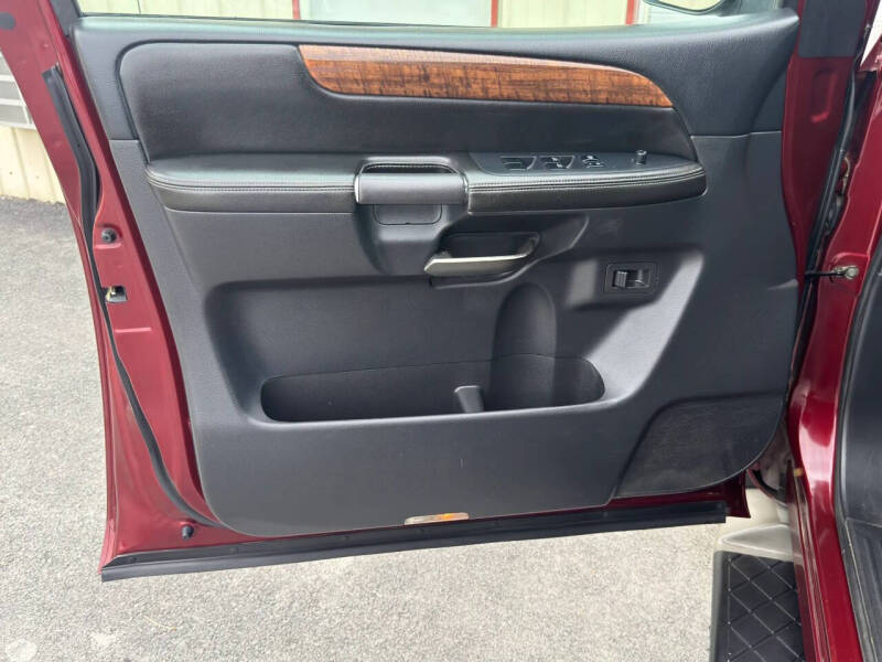 2011 Nissan Armada