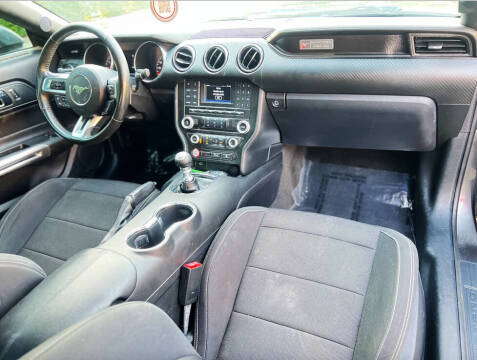 2015 Ford Mustang V6