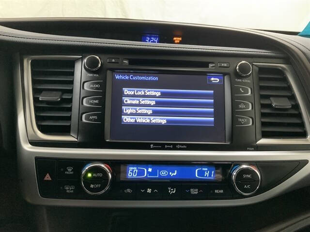 2018 Toyota Highlander LE