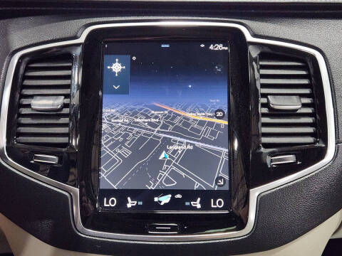 2022 Volvo XC90 T6 Inscription 6-Passenger