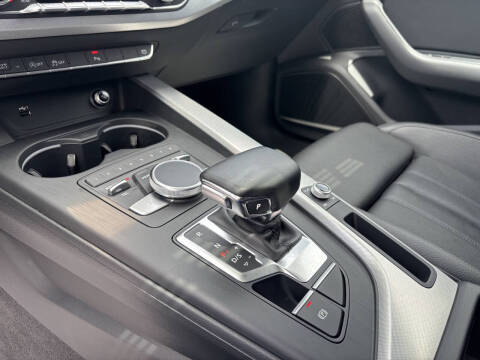2018 Audi A4 2.0T quattro Premium Plus
