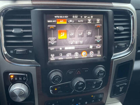 2014 RAM 1500 Laramie