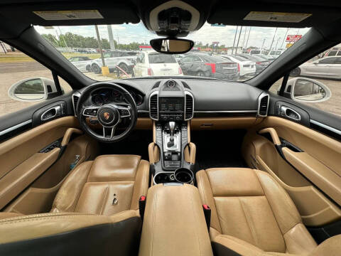 2016 Porsche Cayenne