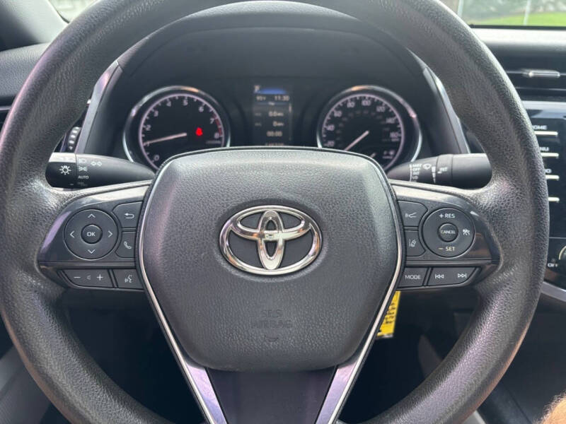 2020 Toyota Camry LE