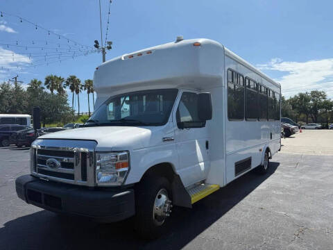 2019 Ford E-Series E-450 SD