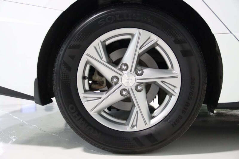 2023 Hyundai Sonata SE