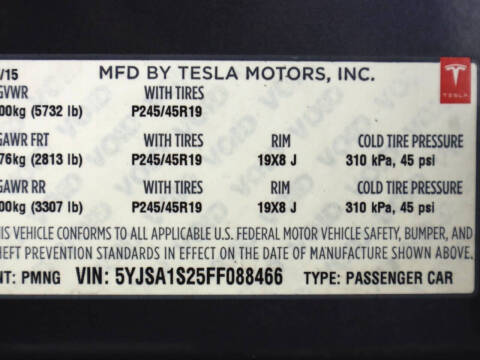 2015 Tesla Model S 70D