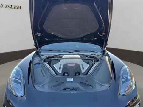 2020 Porsche Panamera GTS