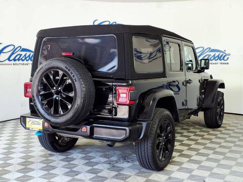 2024 Jeep Wrangler Sahara 4xe