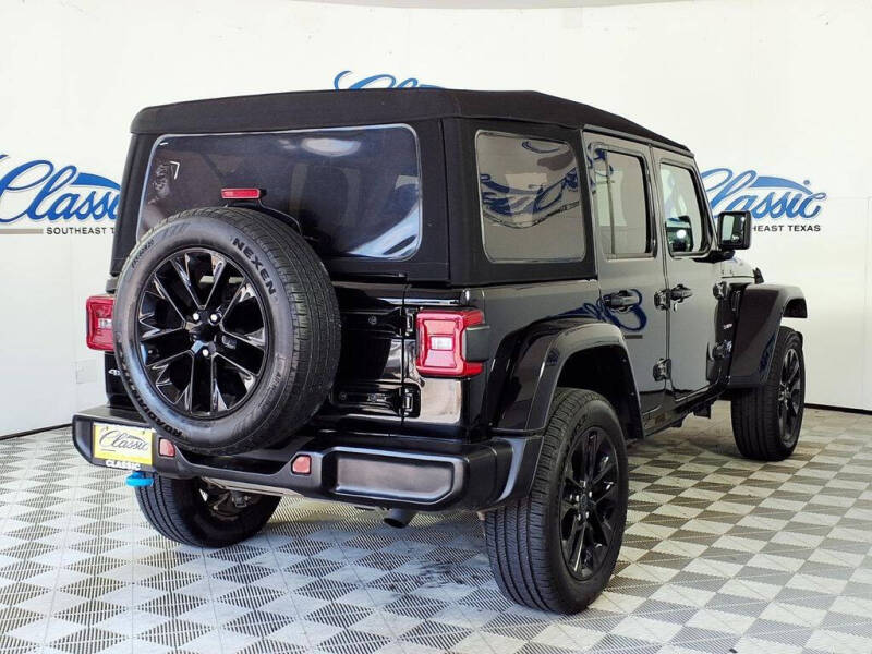 2024 Jeep Wrangler Sahara 4xe