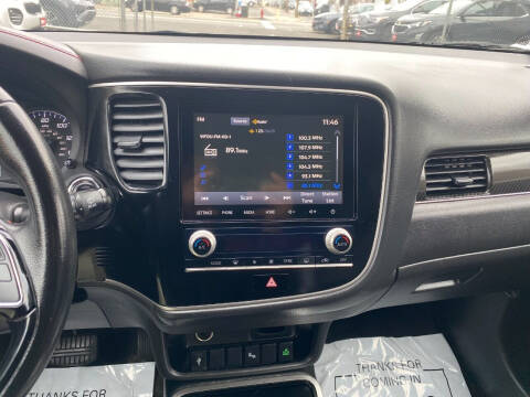 2020 Mitsubishi Outlander Special Edition