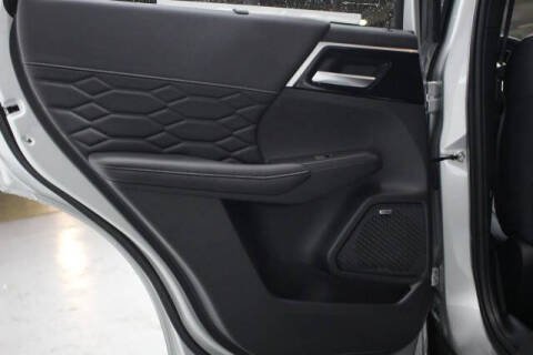 2025 Mitsubishi Outlander SEL