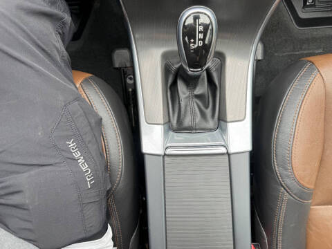 2016 Volvo XC60 T6 Drive-E Platinum