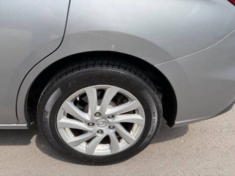 2012 Mazda MAZDA5 Sport