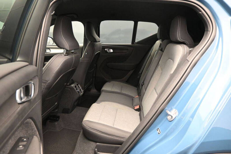 2024 Volvo XC40