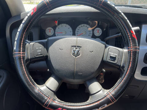 2005 Dodge Ram 1500 SLT