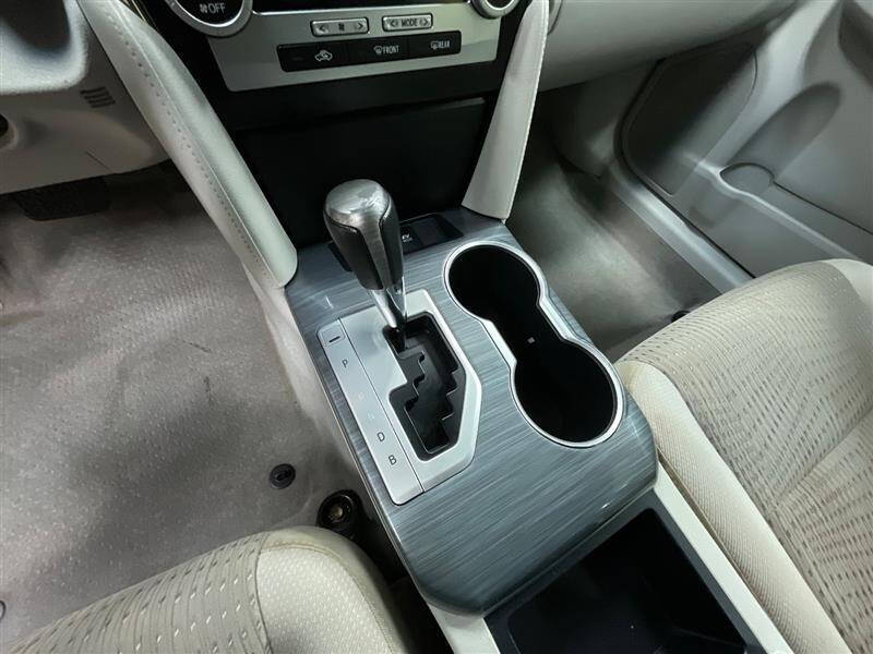 2012 Toyota Camry Hybrid LE