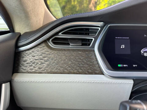 2013 Tesla Model S Performance