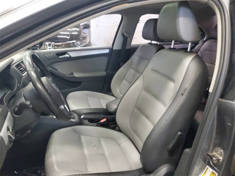 2014 Volkswagen Jetta Hybrid SEL Premium