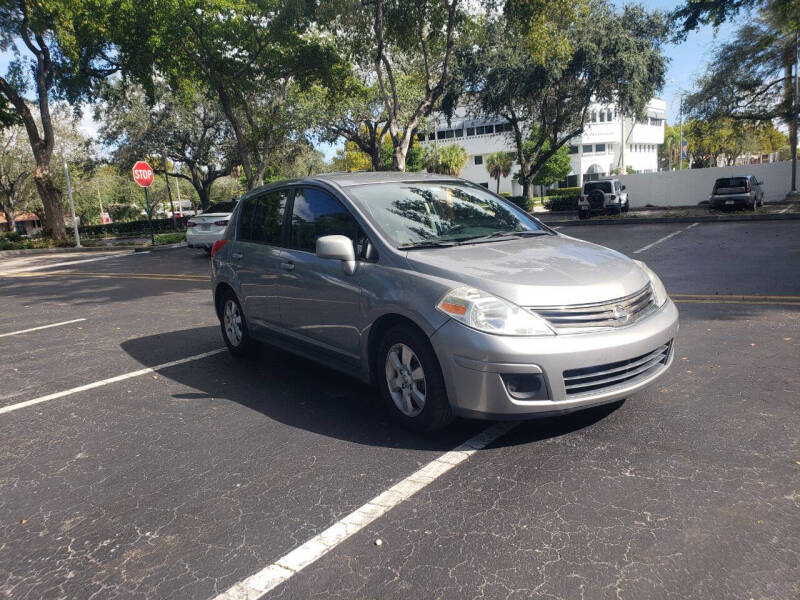 2012 Nissan Versa 1.8 S