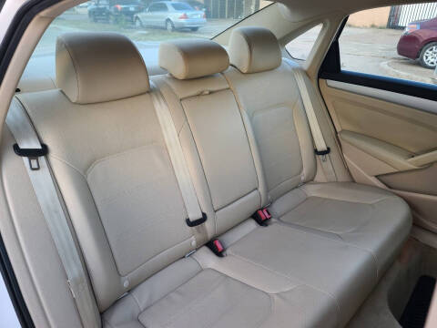 2012 Volkswagen Passat SE