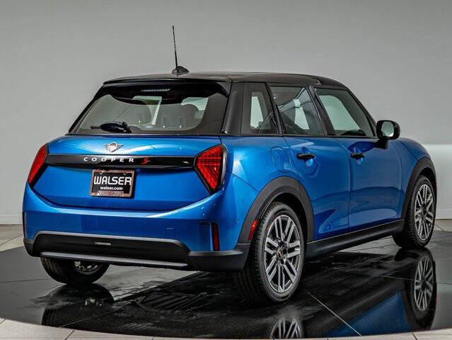 2026 MINI Hardtop 4 Door Cooper S Signature Trim