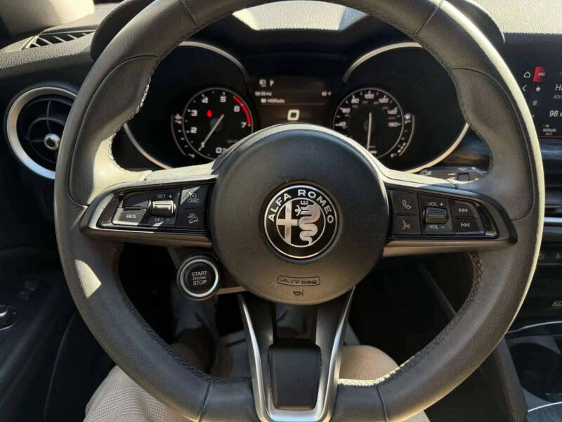 2020 Alfa Romeo Stelvio