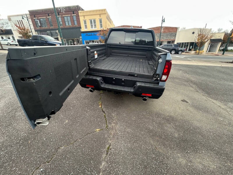 2024 Honda Ridgeline Black Edition