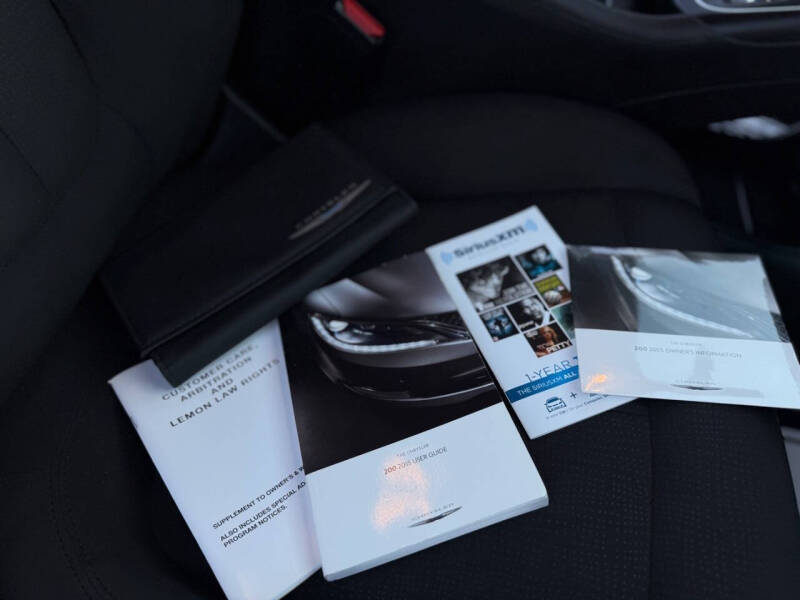 2015 Chrysler 200 Limited