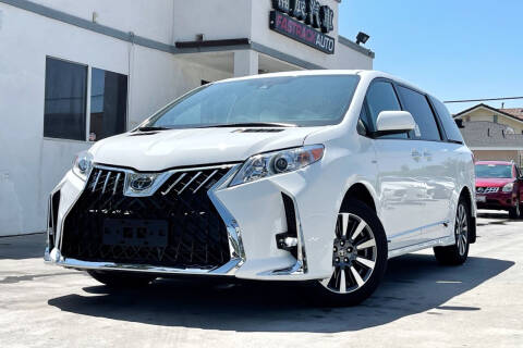 2020 Toyota Sienna for sale at Fastrack Auto Inc in Rosemead CA