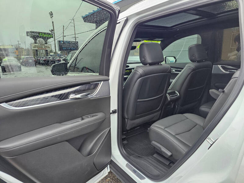 2023 Cadillac XT6 Premium Luxury