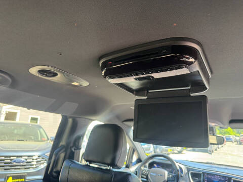 2019 Chrysler Pacifica Touring L