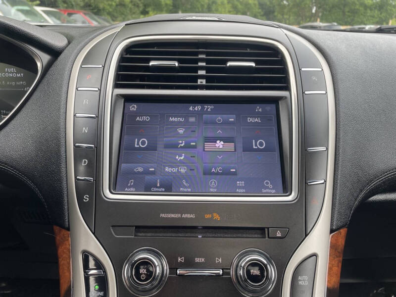 2020 Lincoln Nautilus Reserve