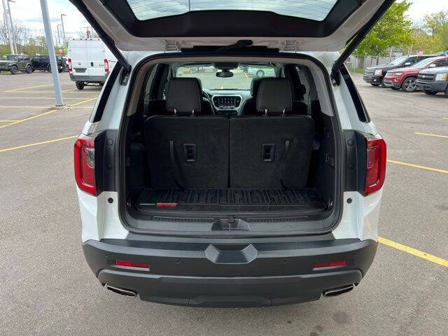2021 GMC Acadia SLT