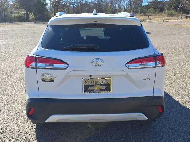 2022 Toyota Corolla Cross LE