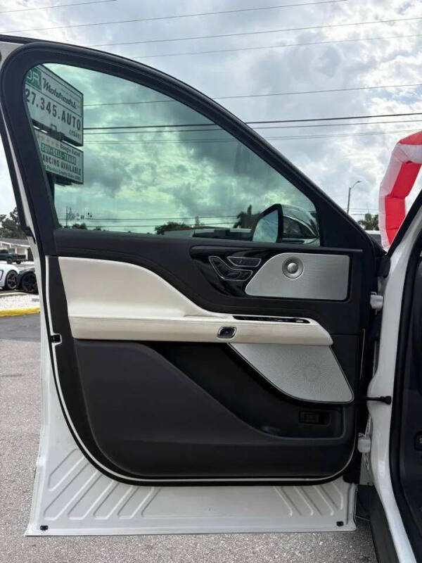 2021 Lincoln Aviator Black Label