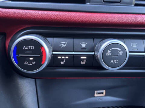 2018 Alfa Romeo Giulia Quadrifoglio