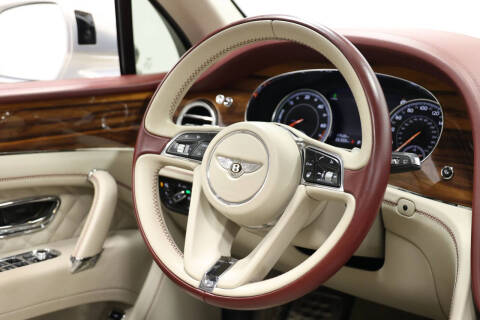 2020 Bentley Bentayga Hybrid