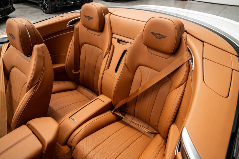 2024 Bentley Continental