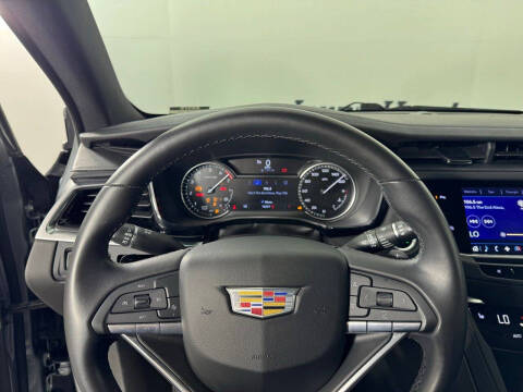 2024 Cadillac XT6 Luxury