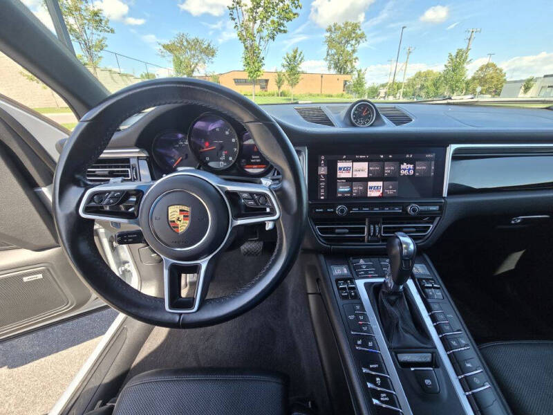 2021 Porsche Macan