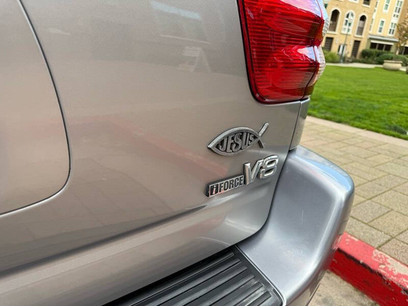 2004 Toyota Sequoia Limited