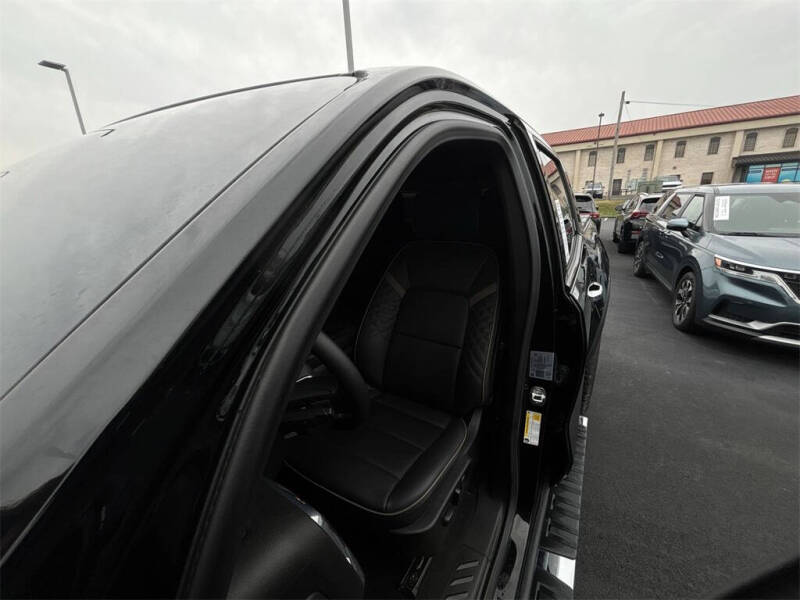 2024 GMC Canyon Denali