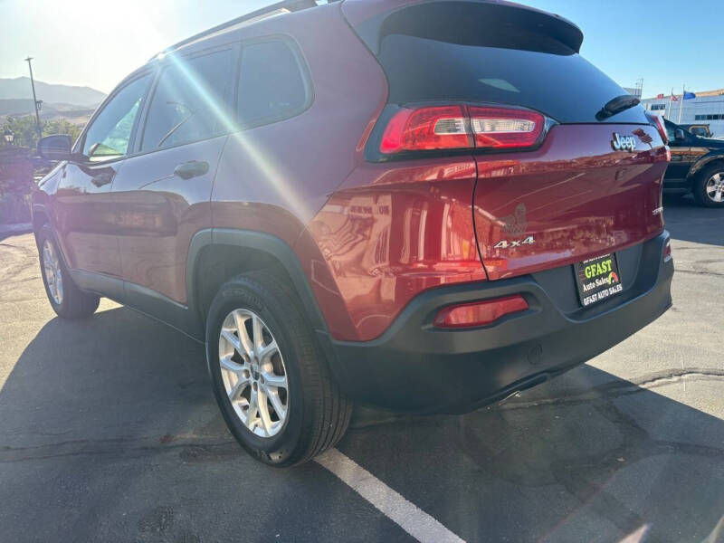 2016 Jeep Cherokee Sport