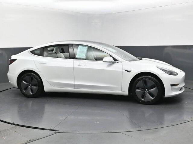 2019 Tesla Model 3 Standard Range Plus