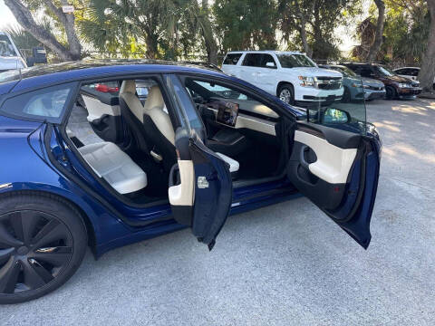 2022 Tesla Model S