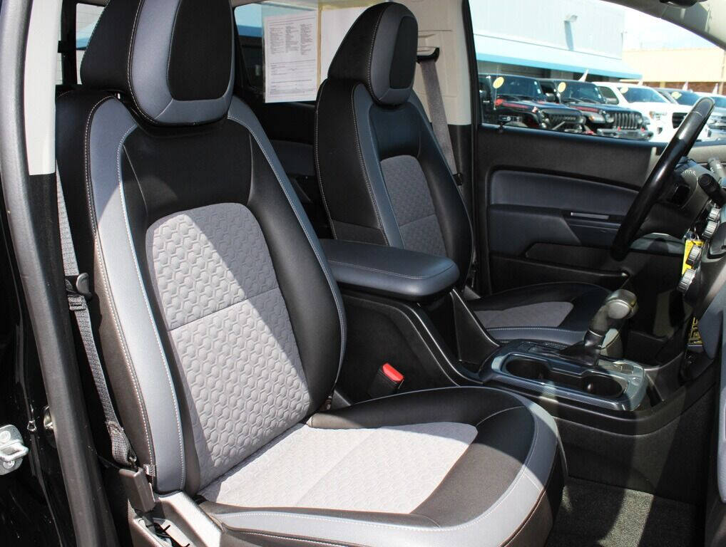 2017 CHEVROLET Colorado Pickup - $28,995