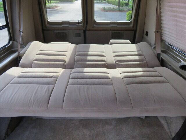 2006 Ford E-Series E-250 SD