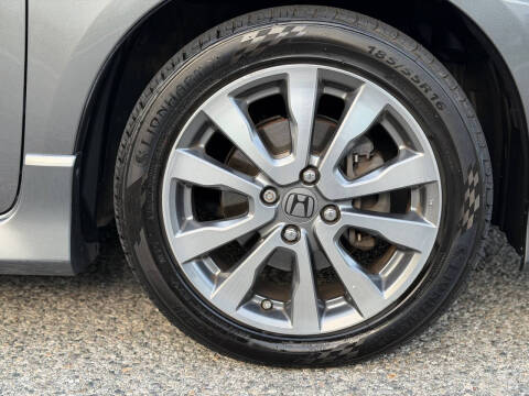 2013 Honda Fit Sport w/Navi