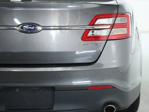 2016 Ford Taurus Limited